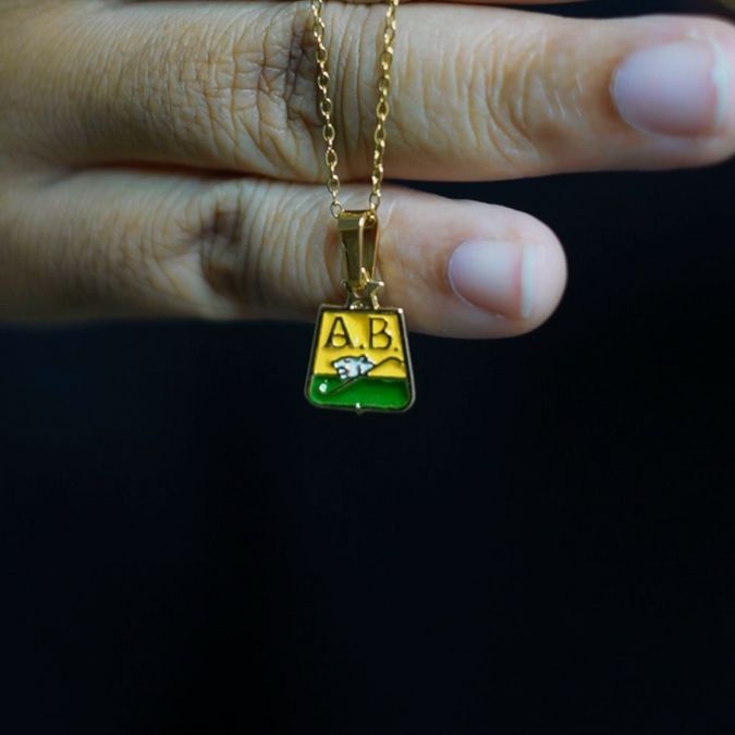 Cadena de Equipos de Fútbol Colombiano en Oro Laminado (no se pela, no cambia de color)