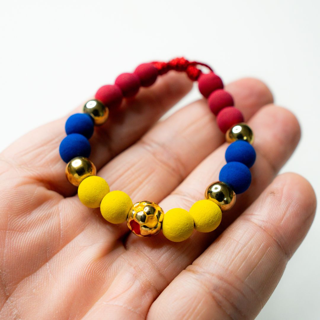 Pulsera Amo Colombia (Baño de Oro 18K)