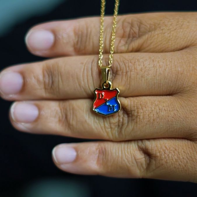 Cadena de Equipos de Fútbol Colombiano en Oro Laminado (no se pela, no cambia de color)